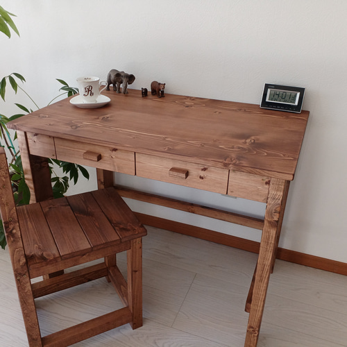 無垢デスク*学習机*ミシン台＊木製テーブル【w900×D560】♪ 机