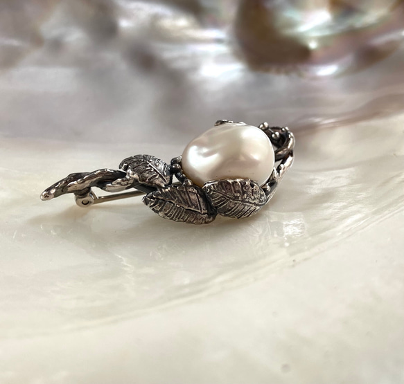 【希少】（一点物）びわ湖真珠の植物ブローチ（silver925） 10枚目の画像