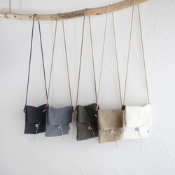 ハシビロコウ刺繍 がま口型 スマホポーチ ウォッシュ帆布11号