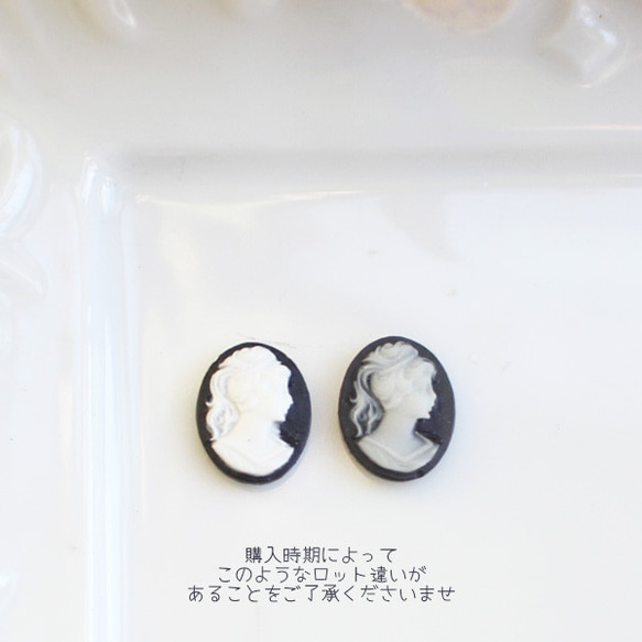 [免運費]珍珠框浮雕耳夾（夾式耳環）[日本製] 第7張的照片