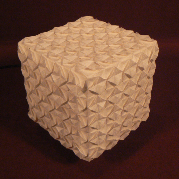 和紙の手作りランプシェード　美濃和紙使用　[折] 7-1　どこにもない癒しの手作り一点物作品　ギフト・模様替えに最適 