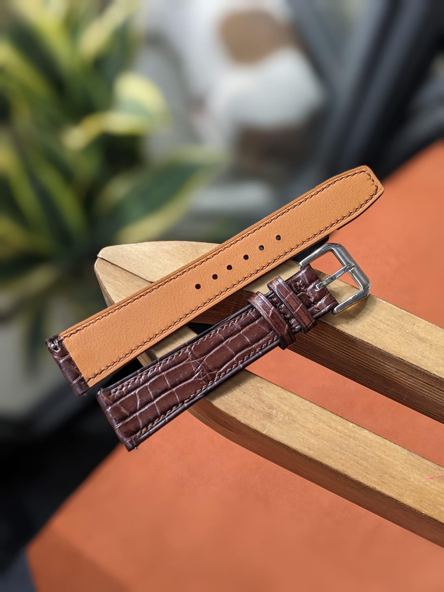 革使用アップルウォッチ時計ベルト　高級ワニ革時計バンド