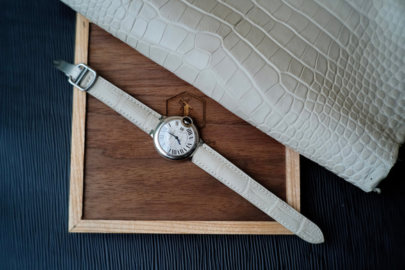 オーダー作製カルティエ(cartier)時計ベルト高級革時計 オーダー作製カルティエ(cartier)時計ベルト高級革時計