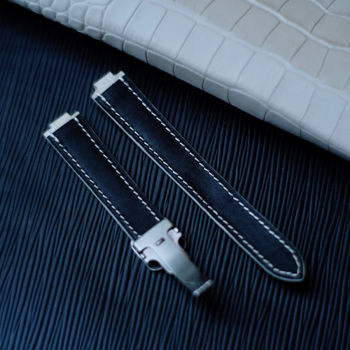 オーダー作製カルティエ(cartier)時計ベルト高級革時計 オーダー作製カルティエ(cartier)時計ベルト高級革時計
