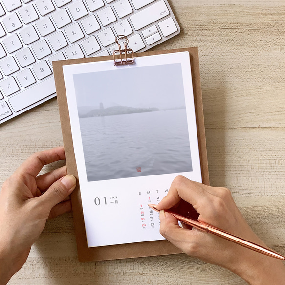 2024卓上中国江南風景建築写真カレンダー　【 A5  サイズ  水彩画】 1枚目の画像