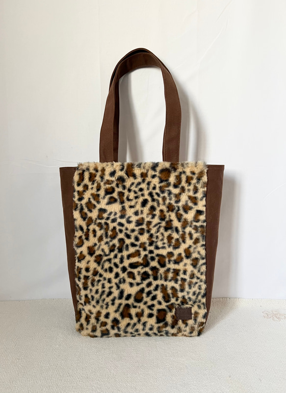 【縦長L】ブラウンのベンガル柄（豹柄）　アニマルボア　縦長トートバッグ　猫　倉敷帆布使用　akaneko 豹柄 3枚目の画像