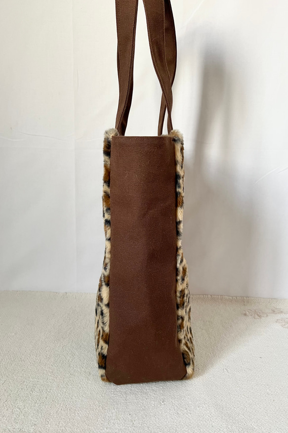 【縦長L】ブラウンのベンガル柄（豹柄）　アニマルボア　縦長トートバッグ　猫　倉敷帆布使用　akaneko 豹柄 8枚目の画像