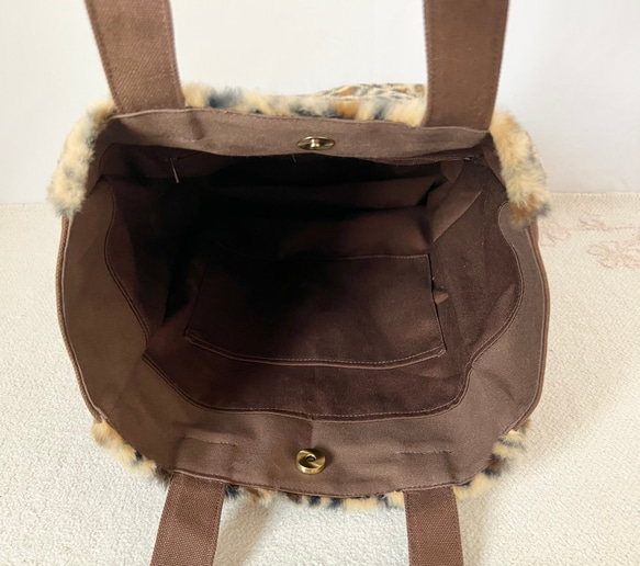 【縦長L】ブラウンのベンガル柄（豹柄）　アニマルボア　縦長トートバッグ　猫　倉敷帆布使用　akaneko 豹柄 5枚目の画像