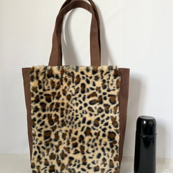 【縦長L】ブラウンのベンガル柄（豹柄）　アニマルボア　縦長トートバッグ　猫　倉敷帆布使用　akaneko 豹柄 4枚目の画像