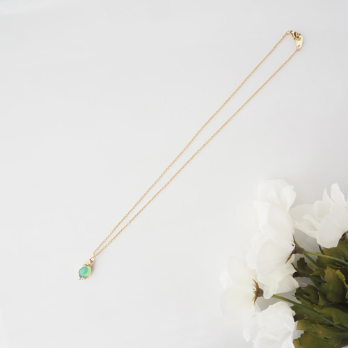 美品　ガラス　ヴィンテージ　花飾り　ワイヤーで自由に飾れる　ガラスの色合が美しい Amazon.co.jp: フランスのヴィンテージガラス花瓶ライト