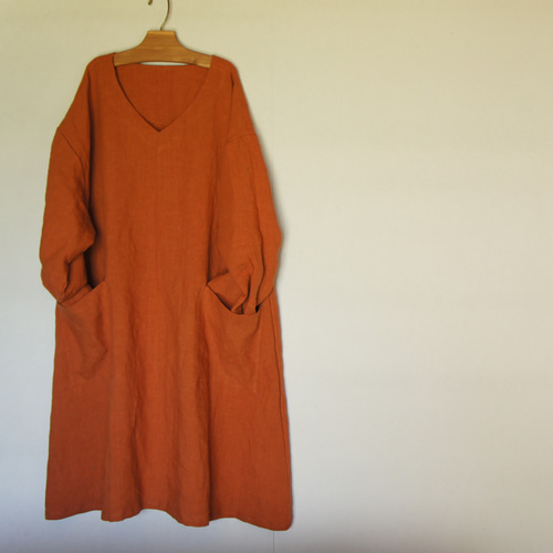 テラコッタカラーリネンのかっぽうぎ風ワンピース ワンピース kstyle