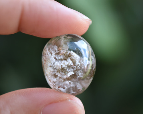 白花☆ホワイトガーデンクォーツs983 天然石 Funky garuda 天然石＊ラ