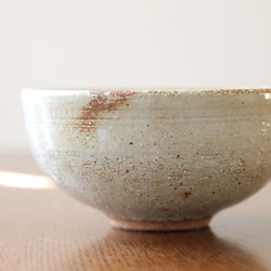 赤陶土と白釉の飯碗 7枚目の画像