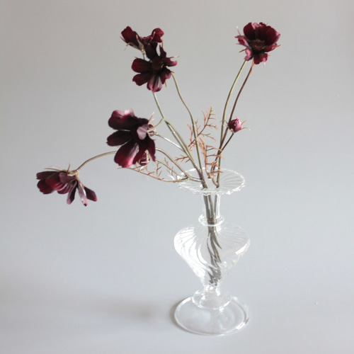 チョコレートコスモス】set小さなガラスのフラワーベースへの投げ入れ