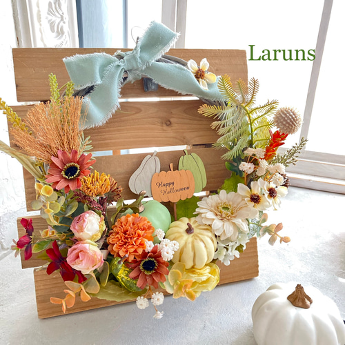 白とグリーンパンプキンのリース30㎝直径ハロウィンリース