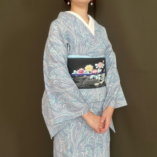 竺仙浴衣　ベージュにブルーの花柄ペイズリー 竺仙浴衣 ベージュにブルーの花柄ペイズリー