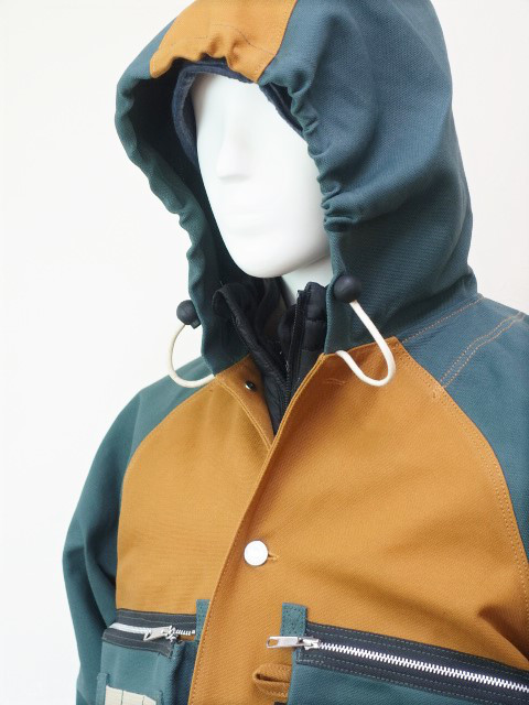 （Ｌ）身幅60ｃｍ　8号帆布・フード付きジャケット　男女兼用です。