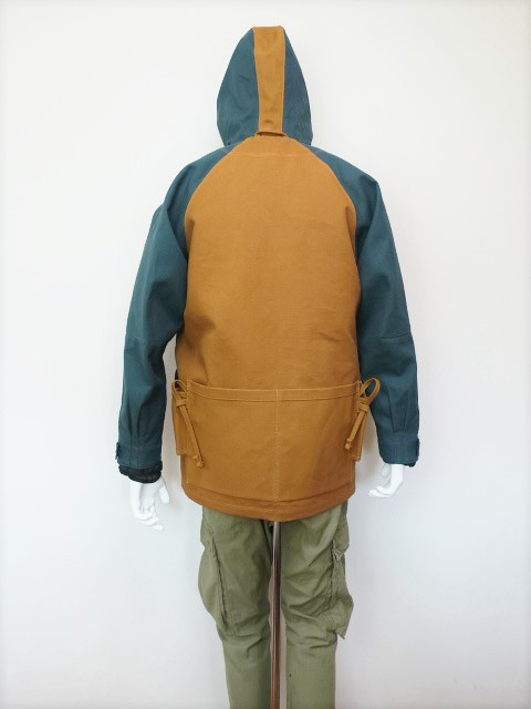（Ｌ）身幅60ｃｍ　8号帆布・フード付きジャケット　男女兼用です。