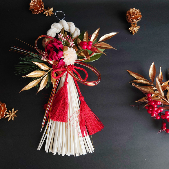 しめ縄リース　赤ダリア 赤ダリアのしめ縄正月飾り しめ縄・しめ飾り MDESIGN 通販 1587144