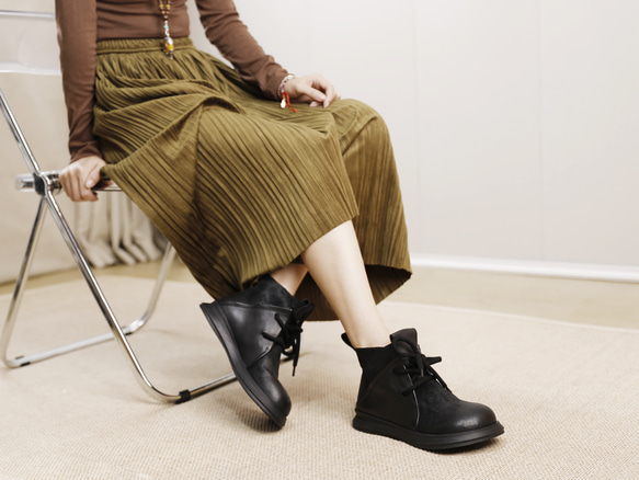 23 新款秋冬女式真皮鞋獨特鞋子厚底淺口短靴 22.5 厘米-25.5 厘米 #833 黑色 ⭐ 免費送貨 ⭐ 第5張的照片