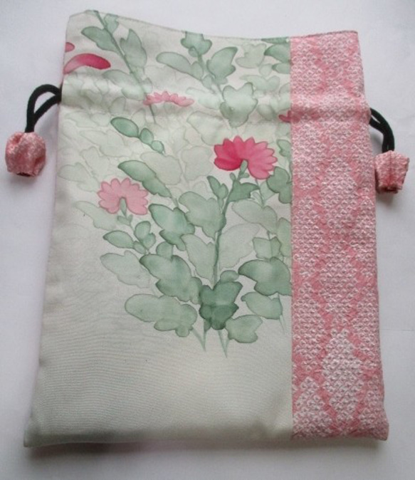 ７３４１　花柄と絞りの着物で作った巾着袋　＃送料無料 6枚目の画像