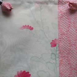 ７３４１　花柄と絞りの着物で作った巾着袋　＃送料無料 4枚目の画像