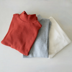 Morino Gakko 超值 3 件組 100 件棉質高領 Teleco 上衣套裝（白色、灰色和赤土色） 第2張的照片
