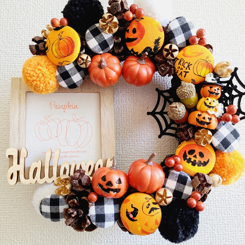 フレブルちゃん「お正月リース」「ハロウィンリース」ワイヤークラフト フレブルちゃん「お正月リース」「ハロウィンリース」ワイヤークラフト