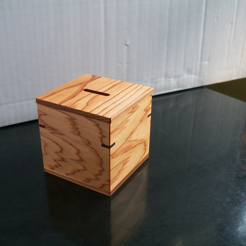 屋久杉小物入れC 手作り木工 屋久杉小物入れC 手作り木工