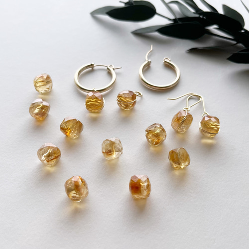 ファントムシトリン✳︎キューブカットの【チャーム】【ピアス 