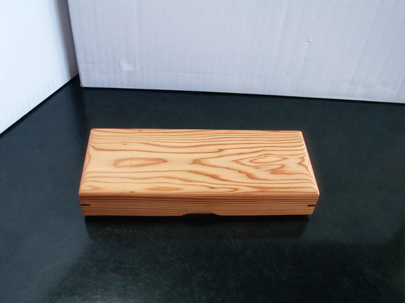 ●屋久杉　木製　筆箱　ペンケース　小物入れ　K９６ 3枚目の画像