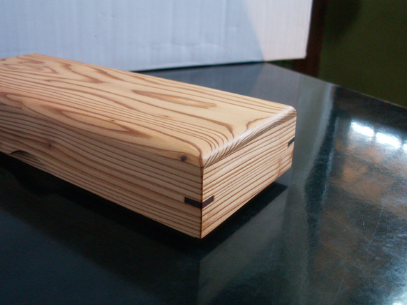 ●屋久杉　木製　筆箱　ペンケース　小物入れ　K９６ 4枚目の画像