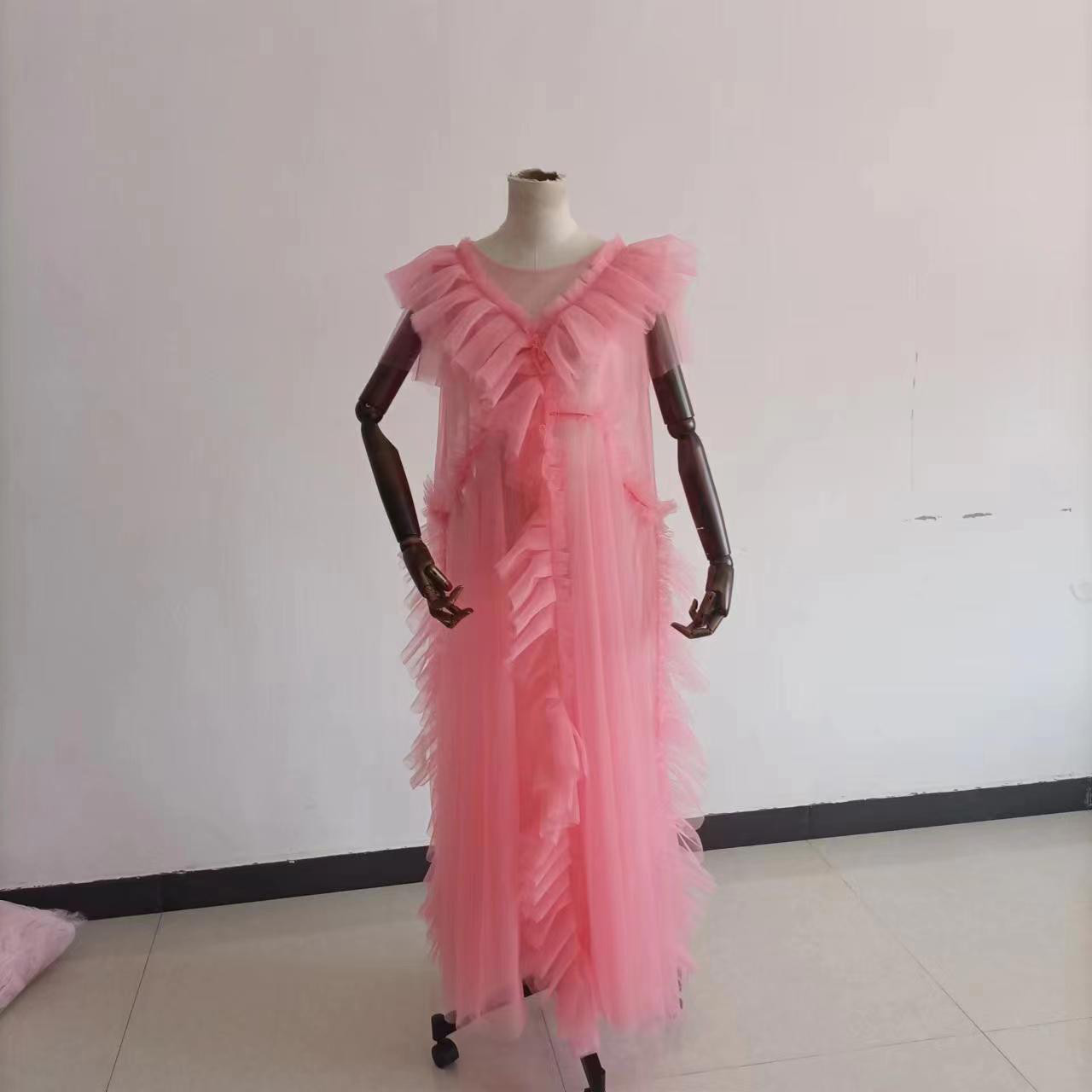 送料無料！ 高品質！ 薄いベージュ妊婦ドレス マタニティ 写真撮影 シースルー ワンピース ソフトチュール オーダーメイ