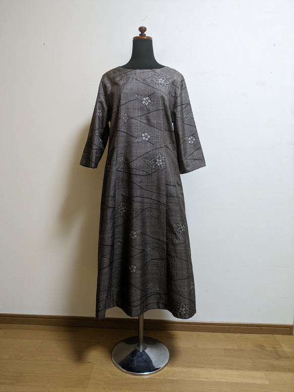 つむぎページ SOLD 着物リメイク 大島紬 ワンピース M〜L （着物リメイク