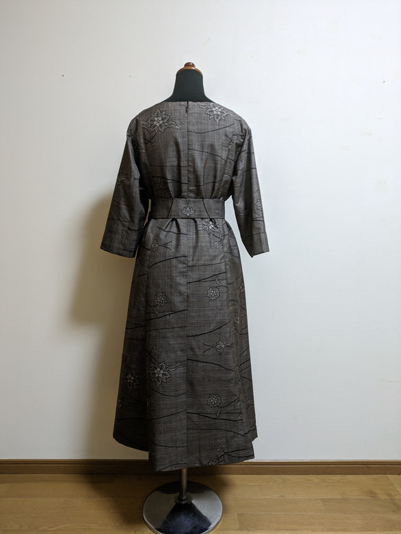 SOLD　着物リメイク　ワンピース　大島紬　M〜L 