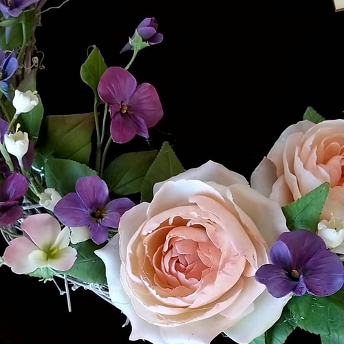 ☆粘土の花【薔薇とスミレのリース】☆ アートフラワー ユキ・フルール