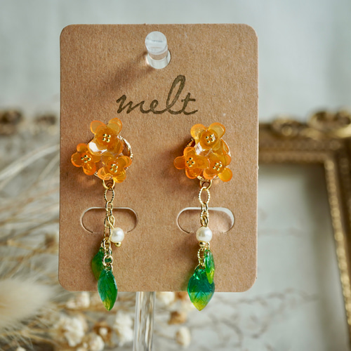 金木犀の香る季節┊︎葉】再販 ピアス・イヤリング 揺れる 揺れない