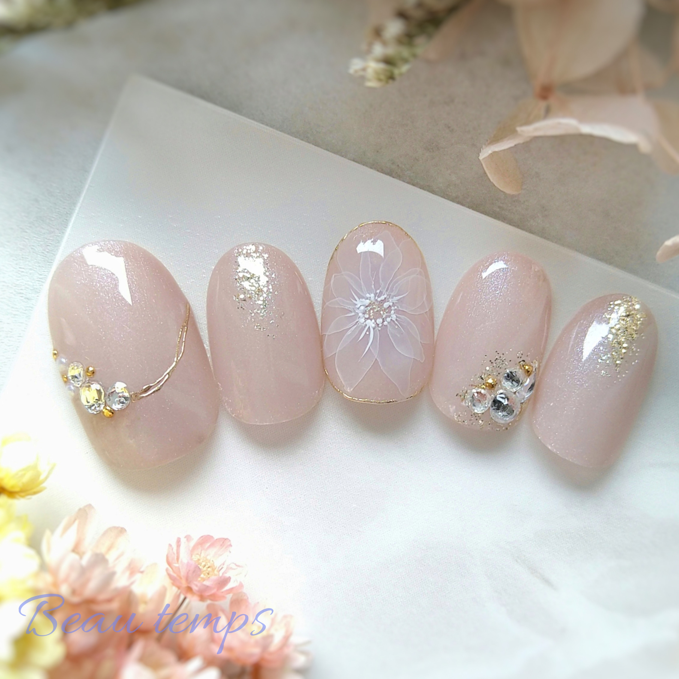 ネイルチップ ワンホン フラワー パール ネイルチップ/フラワー/ネイル/ワンホン/ブライダル/サイズ指定