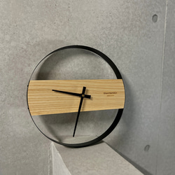 壁掛け時計 静音 木製 ナチュラル シンプルなデザイン 文字盤文字なし 5枚目の画像