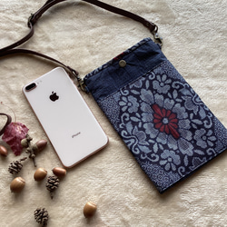♡専用♡ハンドメイドパッチワークスマホショルダー・シュシュ⸜(*´ᗜ｀*)⸝ ミナペルホネン パッチワーク ハンドメイド ショルダーバッグ