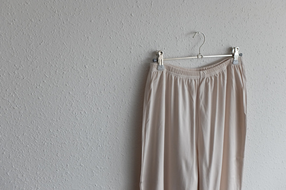 yohaku Dubai 長褲 | 絲光光滑米色 | 男女通用 1 號 第3張的照片