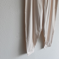 yohaku Dubai 長褲 | 絲光光滑米色 | 男女通用 1 號 第4張的照片
