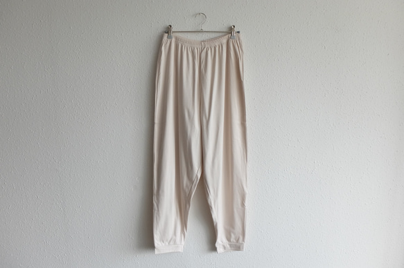 yohaku Dubai 長褲 | 絲光光滑米色 | 男女通用 1 號 第1張的照片