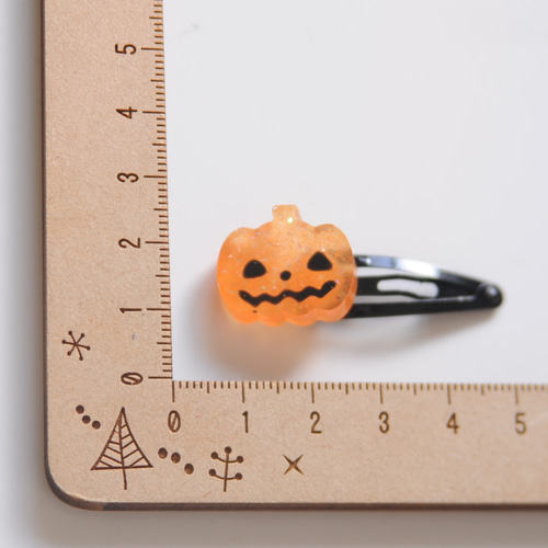 ハイジ様お取り置き№3704　ハロウィンレジンヘアアクセサリー(再販不可) ?media_id=3468851254561558397