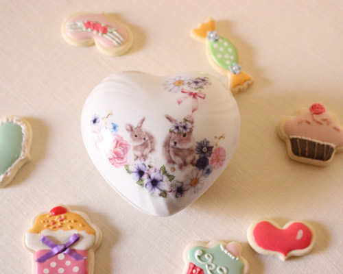 c8b94e00daa870fbd59bf10e3d51f4