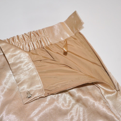 Shiny Satin Flare Skirt (light beige) フレアスカート ベージュ 薄茶 きれいめ 8枚目の画像