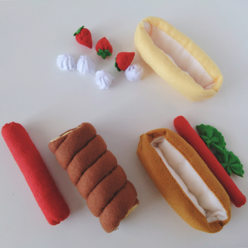 フェルトの定番パン 11個セット♡フェルトのおままごと おもちゃ・人形