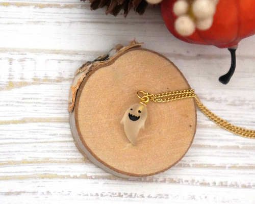 ハロウィンおばけのネックレス （45cm) ネックレス・ペンダント