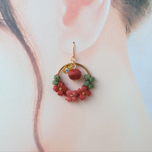 願いのりんご 白雪姫 プリンセス りんご 刺繍糸 かぎ針編み ピアス