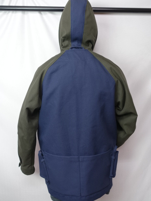 (Ｍ）身幅58ｃｍ　8号帆布・フード付きジャケット  男女兼用です。
